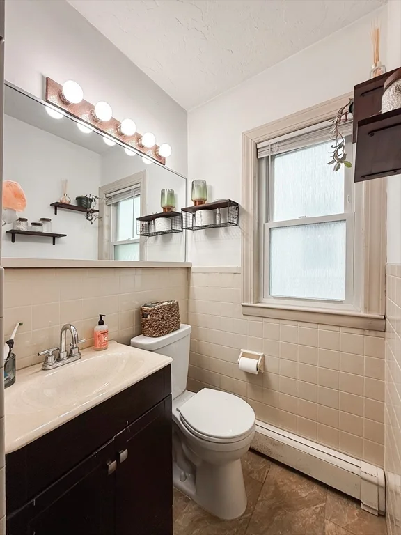 2 bed, 1 bath apartment for rent at 10 Hunnewell Ave Unit 10, Brighton — photo 17 of 23