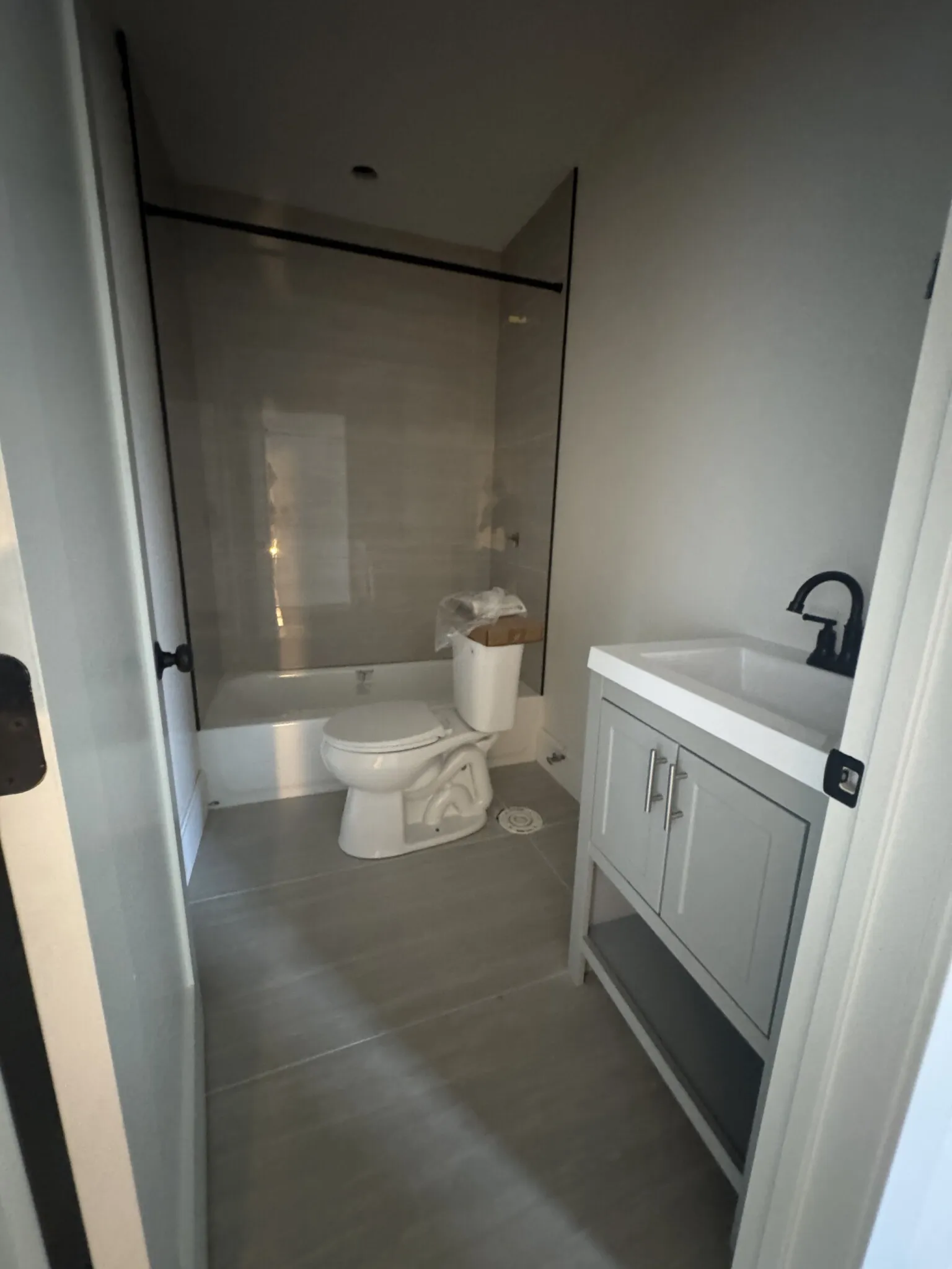2 bed, 1 bath apartment for rent at 10 Hunting St Unit 2, Wellington-Harrington — photo 7 of 9
