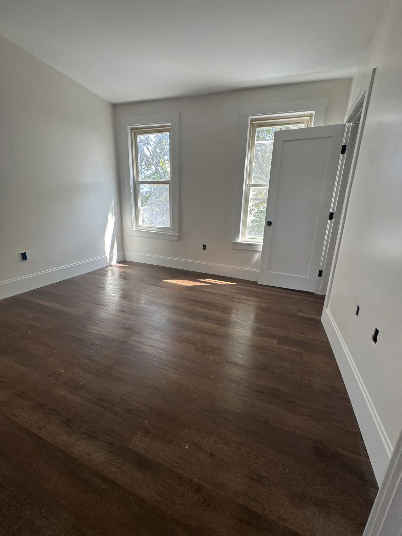 2 bed, 1 bath apartment for rent at 10 Hunting St Unit 2, Wellington-Harrington — photo 5 of 9