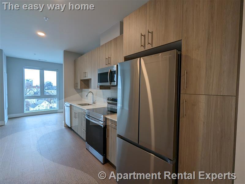 1 bed, 1 bath apartment for rent at 10 Inner Belt Rd Unit 707, Union Square — photo 1 of 7