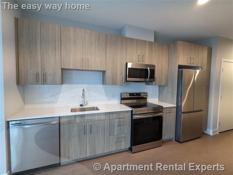 1 bed, 1 bath apartment for rent at 10 Inner Belt Rd Unit 707, Union Square — photo 5 of 7