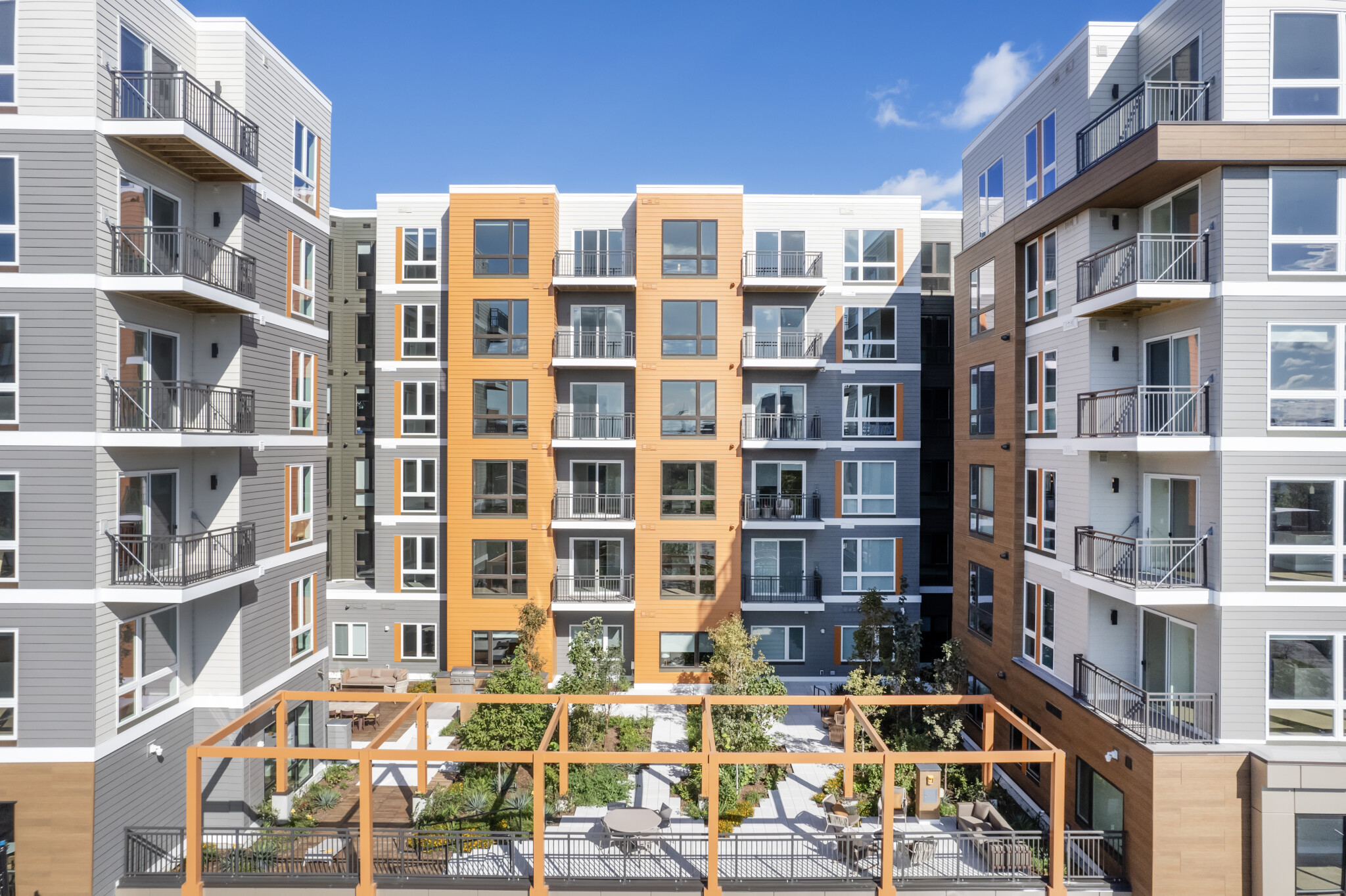 1 bed, 1 bath apartment for rent at 10 Inner Belt Rd Unit 727, Inner Belt — photo 4 of 10