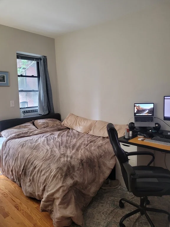 2 bed, 1 bath apartment for rent at 10 Isabella Unit 3, Bay Village — photo 10 of 15