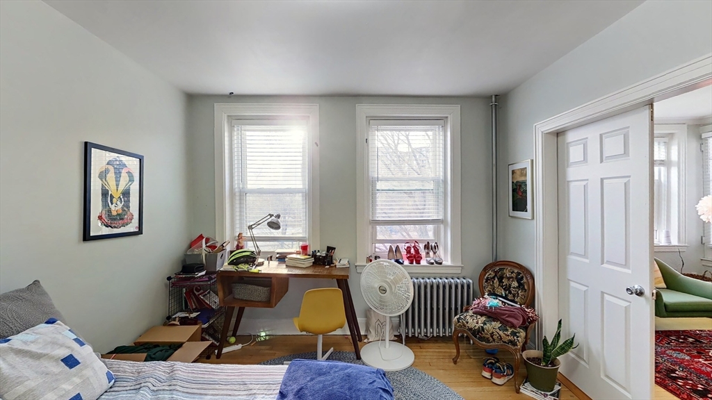 2 bed, 1 bath apartment for rent at 10 Jamaicaway Unit 15, Jamaica Plain — photo 7 of 14