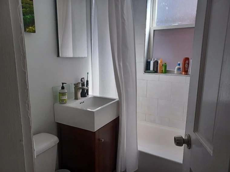 2 bed, 1 bath apartment for rent at 10 Jamaicaway Unit 21, Coolidge Corner — photo 8 of 11