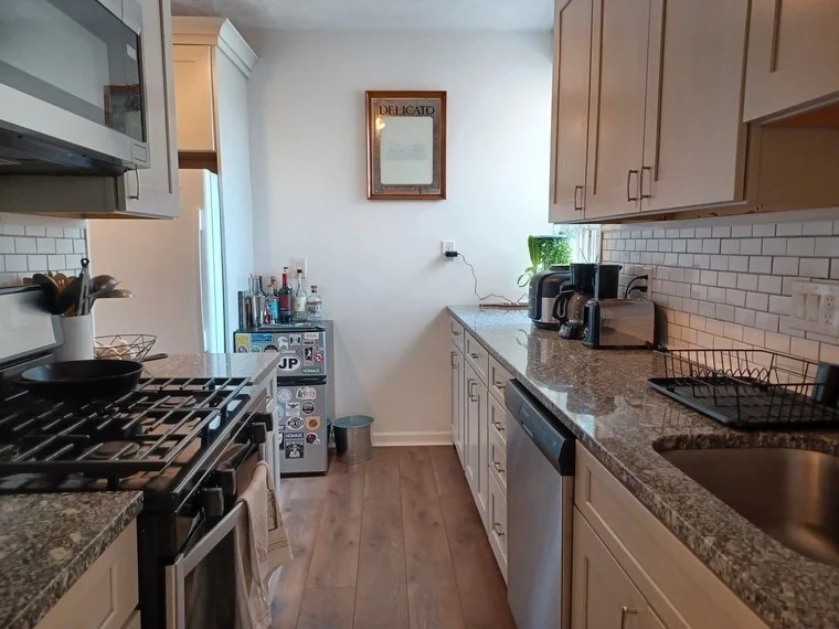 2 bed, 1 bath apartment for rent at 10 Jamaicaway Unit 21, Coolidge Corner