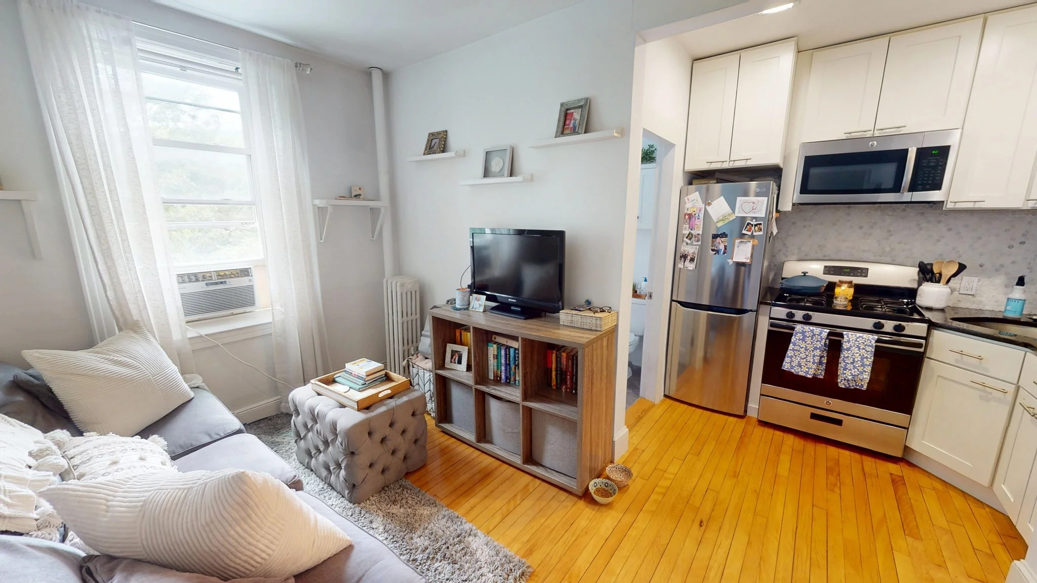 1 bed, 1 bath apartment for rent at 10 Jamaicaway Unit 22, Coolidge Corner
