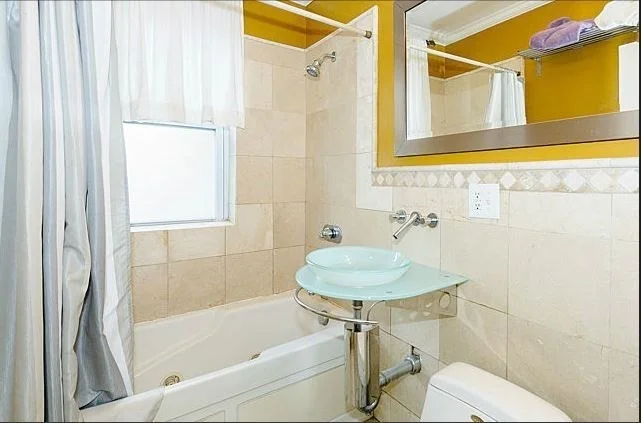 1 bed, 1 bath apartment for rent at 10 Jamaicaway Unit 7, Jamaica Plain — photo 7 of 9