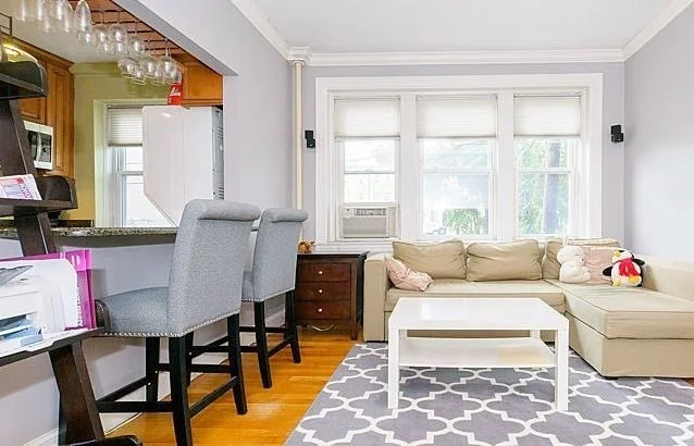 1 bed, 1 bath apartment for rent at 10 Jamaicaway Unit 7, Jamaica Plain — photo 1 of 9