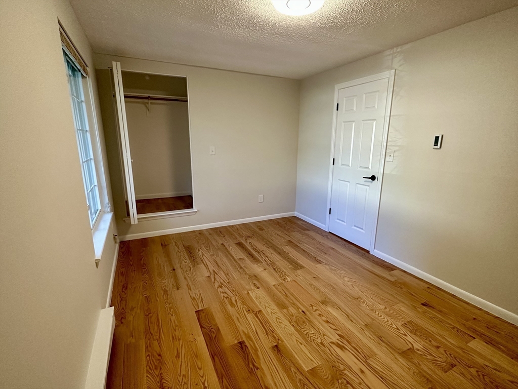 2 bed, 1 bath apartment for rent at 10 Janet Rd Unit 7, Easton — photo 7 of 19