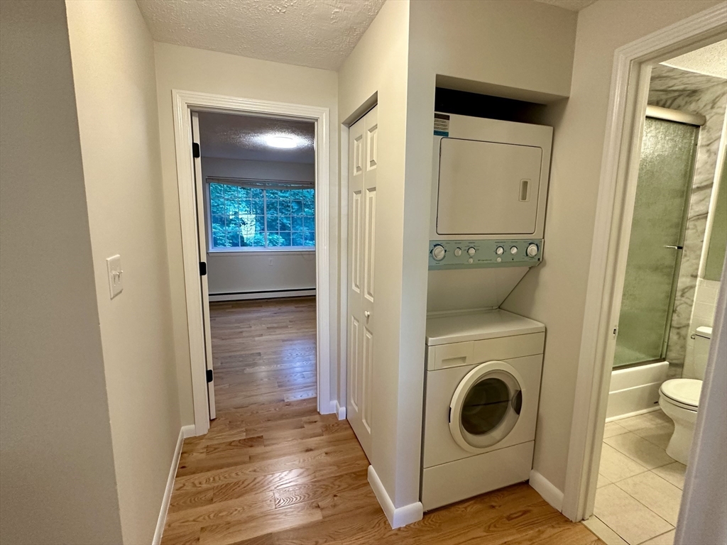 2 bed, 1 bath apartment for rent at 10 Janet Rd Unit 7, Easton — photo 12 of 19