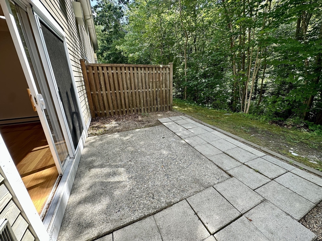 2 bed, 1 bath apartment for rent at 10 Janet Rd Unit 7, Easton — photo 17 of 19
