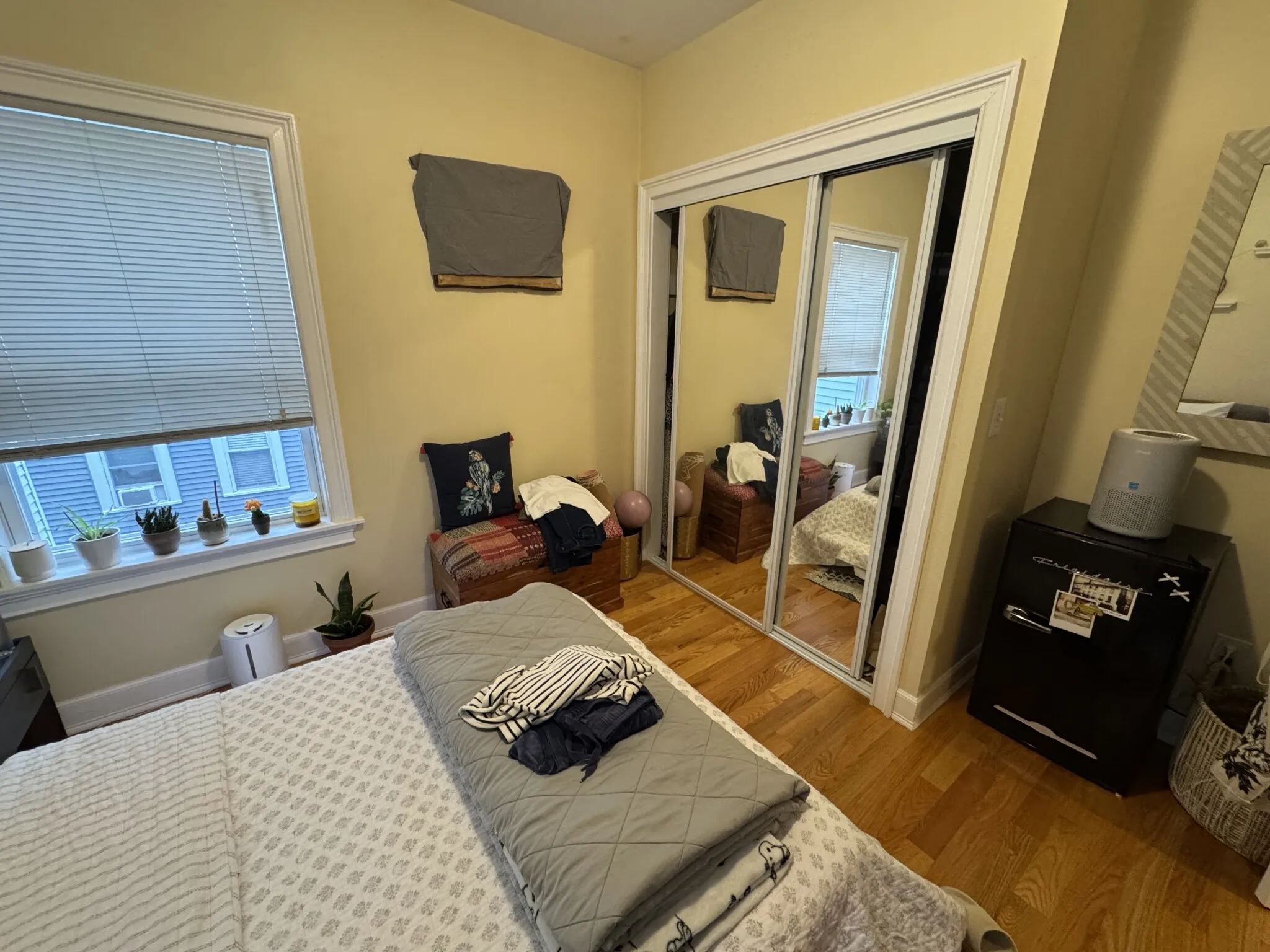 3 bed, 2 bath apartment for rent at 10 Jay St Unit 2, Davis Square — photo 18 of 23