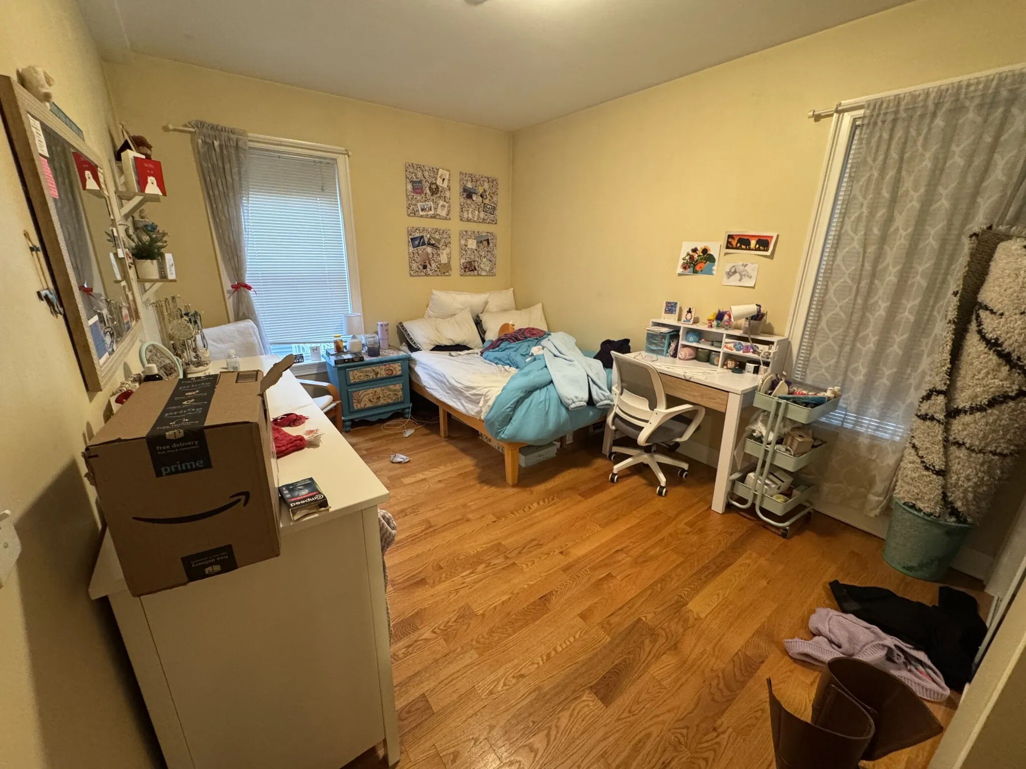 3 bed, 2 bath apartment for rent at 10 Jay St Unit 2, Davis Square — photo 14 of 23