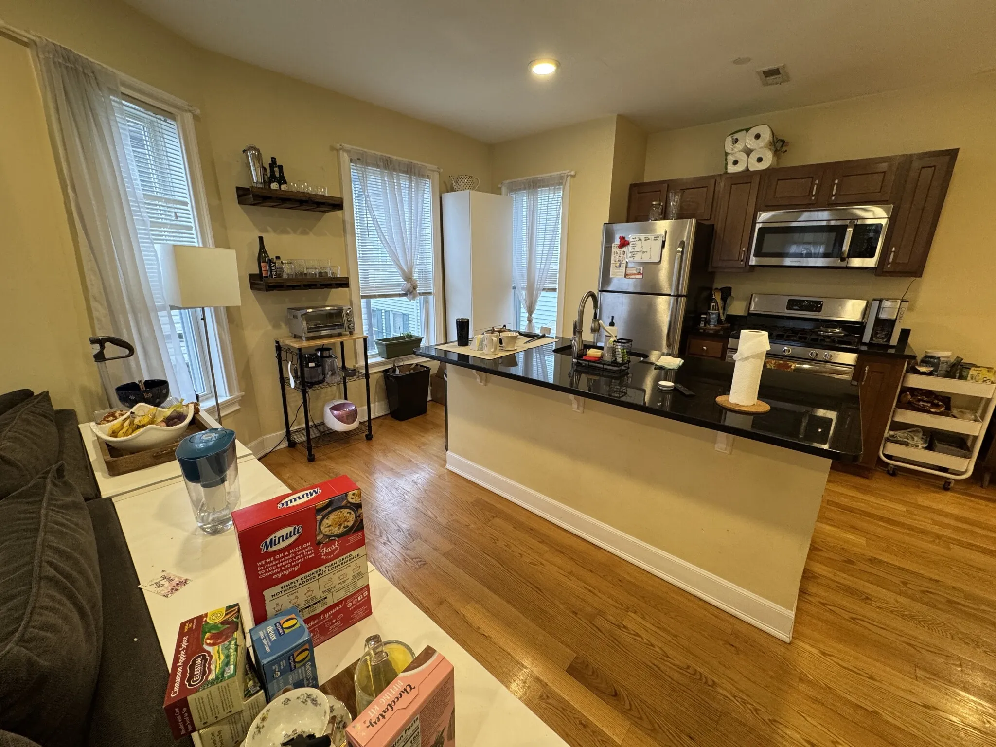 3 bed, 2 bath apartment for rent at 10 Jay St Unit 2, Davis Square — photo 5 of 23