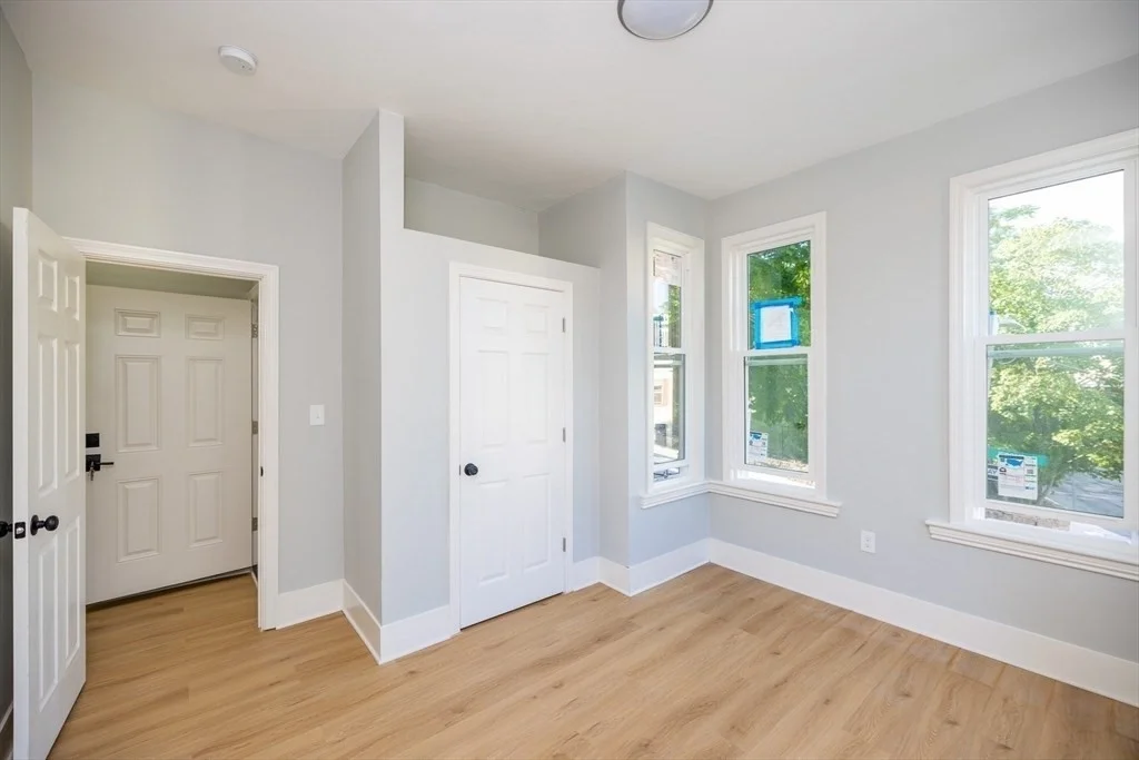 3 bed, 2 bath apartment for rent at 10 Jerome St Unit 1, Dorchester — photo 11 of 18