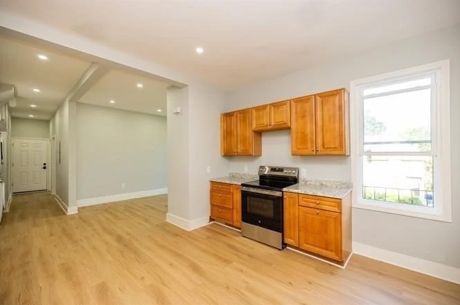 3 bed, 2 bath apartment for rent at 10 Jerome St Unit 1, Dorchester — photo 3 of 18