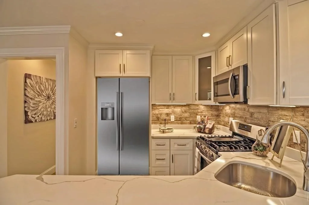 3 bed, 1 bath apartment for rent at 10 Juniper Unit 38, Brookline Village — photo 1 of 4