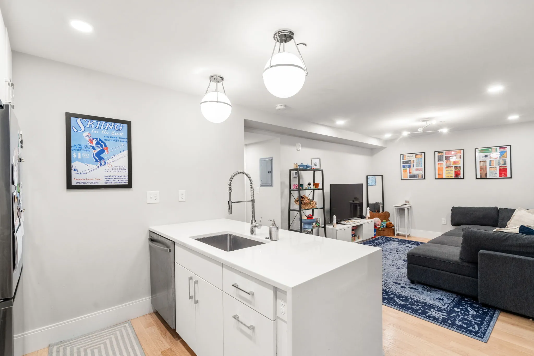 2 bed, 2 bath apartment for rent at 10 Lamson Ct Unit 2, East Boston — photo 8 of 11