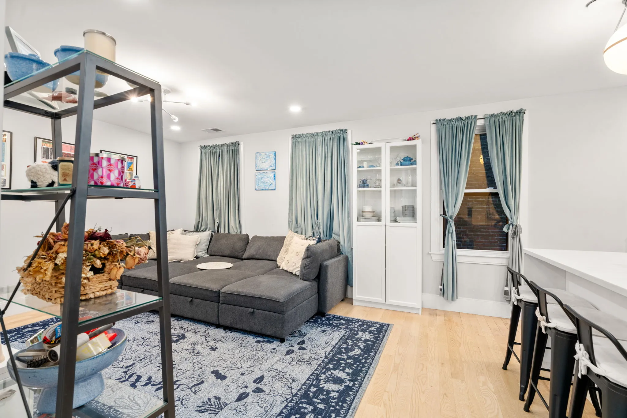2 bed, 2 bath apartment for rent at 10 Lamson Ct Unit 2, East Boston — photo 2 of 11