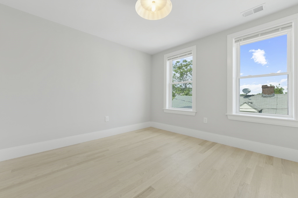 2 bed, 2 bath apartment for rent at 10 Lamson Ct Unit 3, East Boston — photo 9 of 13