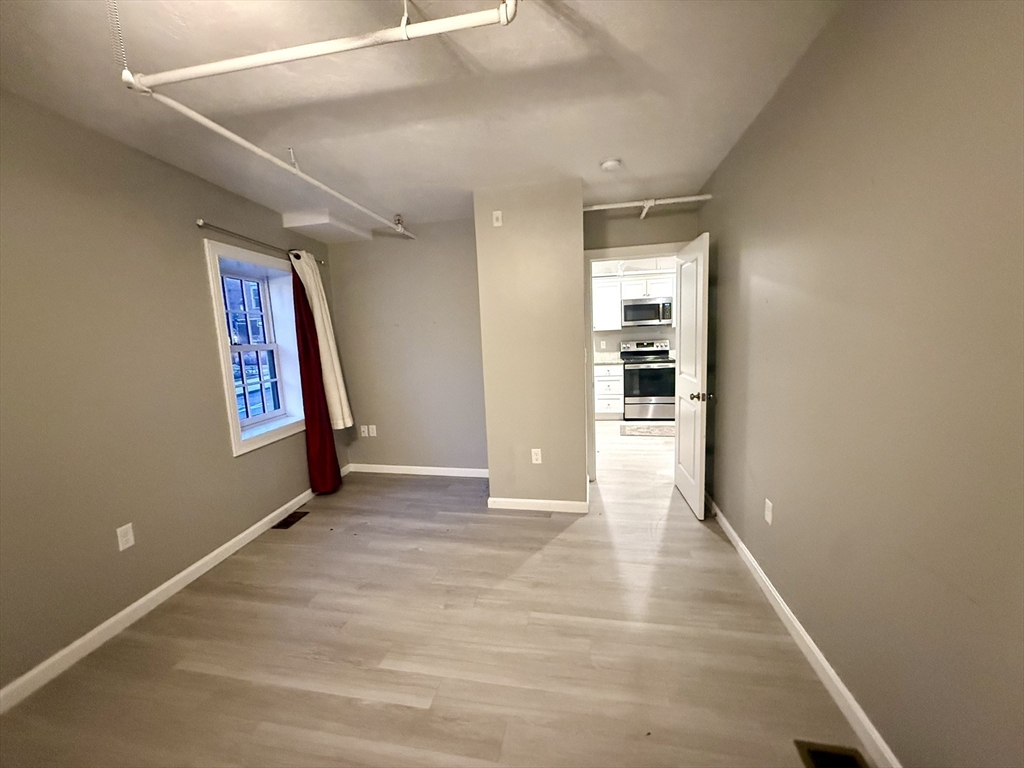 1 bed, 1 bath apartment for rent at 10 Leyden St Unit 1, Downtown — photo 8 of 11