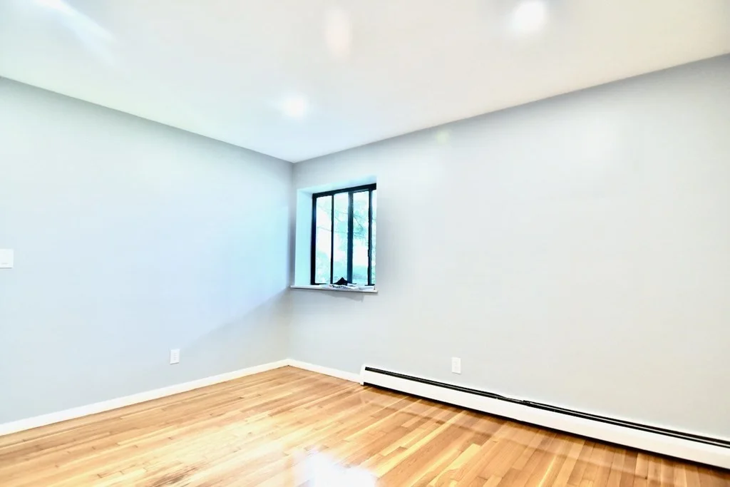 2 bed, 1 bath apartment for rent at 10 Linda Ln Unit 2-2, Dorchester — photo 15 of 21