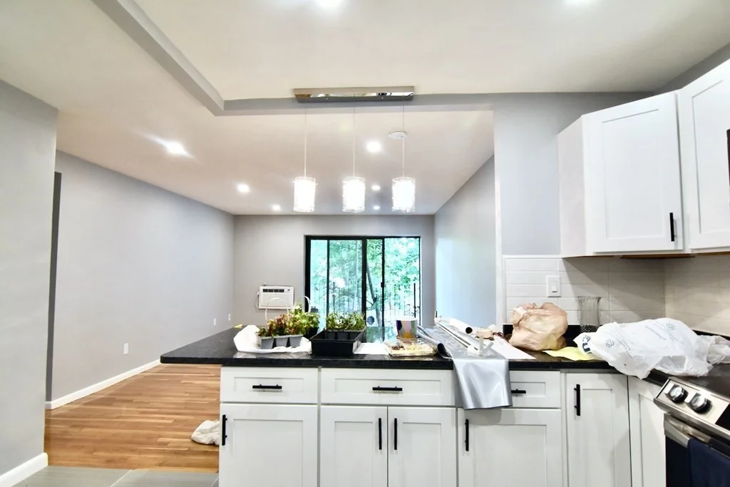 2 bed, 1 bath apartment for rent at 10 Linda Ln Unit 2-2, Dorchester — photo 4 of 21