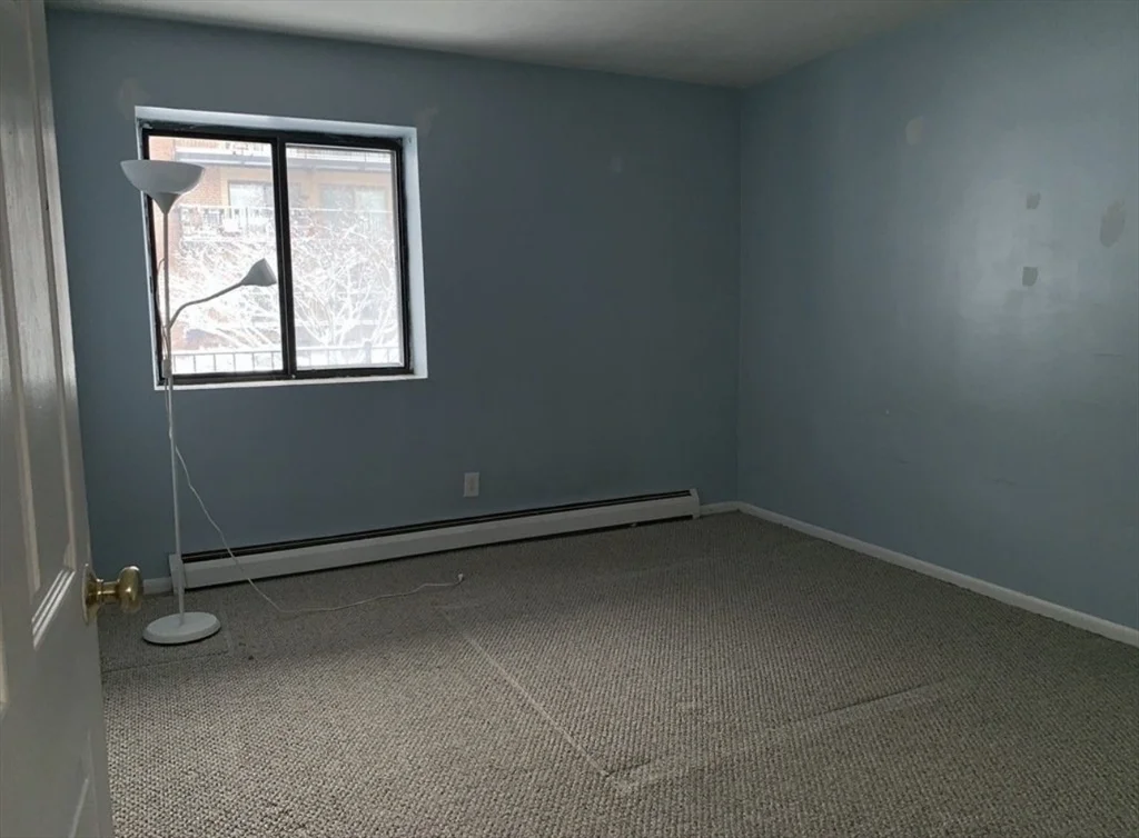 1 bed, 1 bath apartment for rent at 10 Linda Ln Unit 2, Dorchester — photo 2 of 4