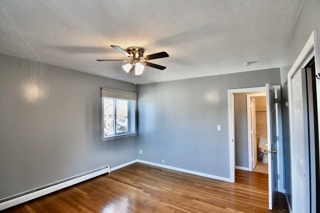 2 bed, 1 bath apartment for rent at 10 Linda Ln Unit 4-1, Dorchester — photo 16 of 21