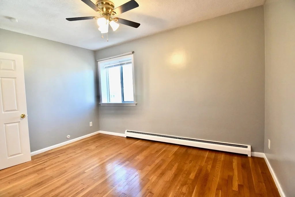2 bed, 1 bath apartment for rent at 10 Linda Ln Unit 4-1, Dorchester — photo 19 of 21