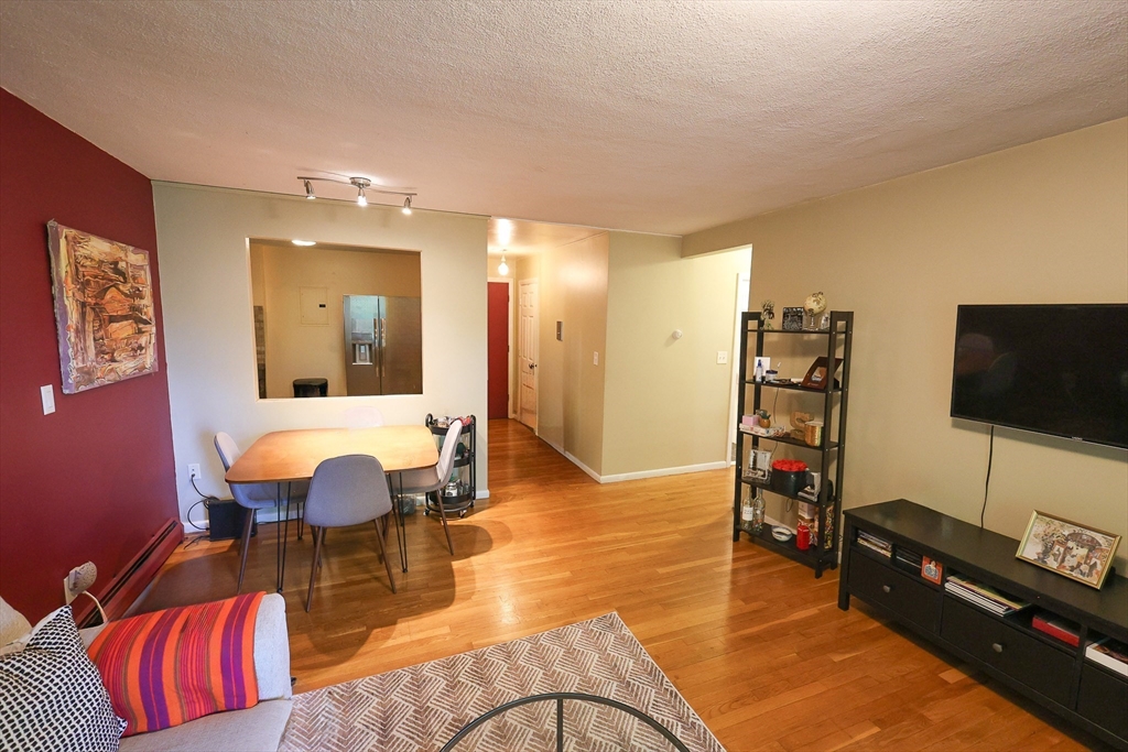 2 bed, 1 bath apartment for rent at 10 Linda Ln Unit 4-2, Dorchester — photo 3 of 13