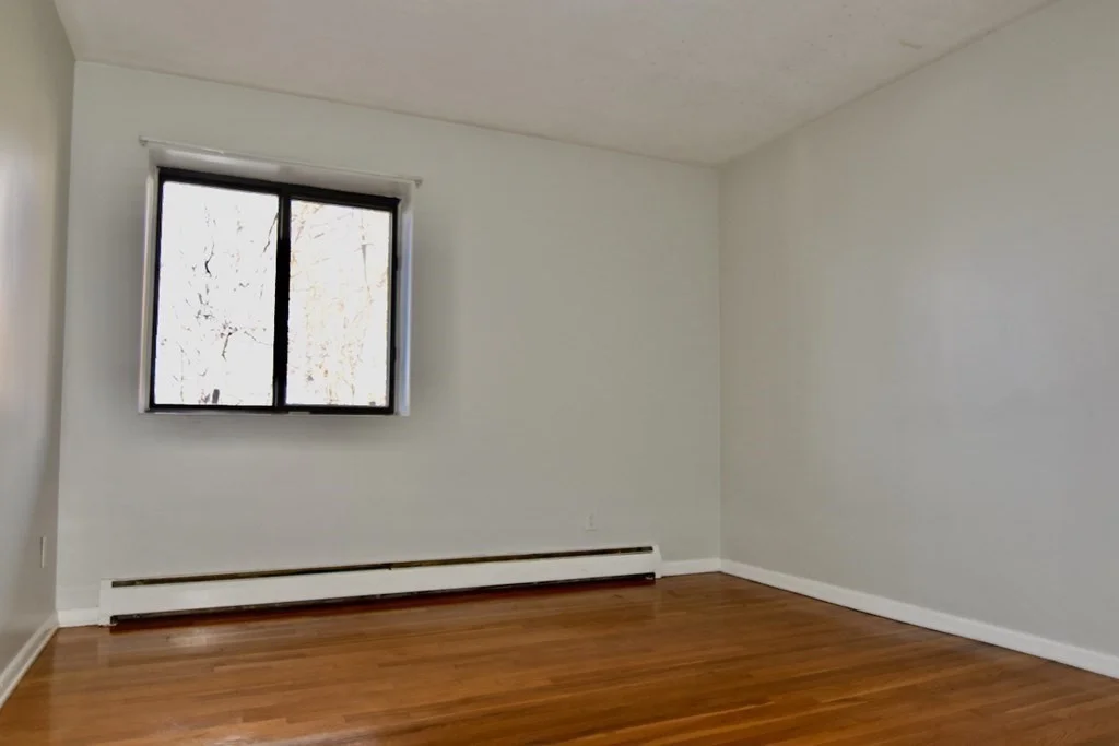 1 bed, 1 bath apartment for rent at 10 Linda Ln Unit 4-4, Dorchester — photo 7 of 14