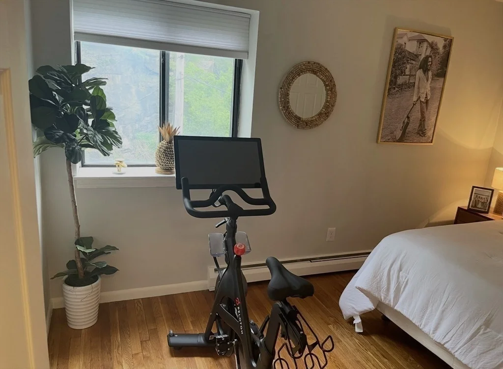 2 bed, 1 bath apartment for rent at 10 Linda Ln Unit 48, Dorchester — photo 10 of 13