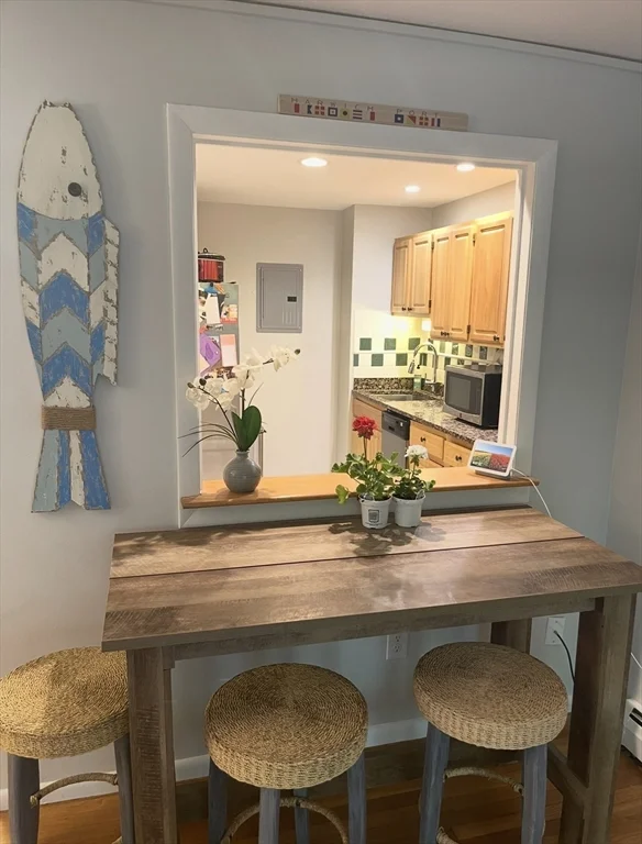 2 bed, 1 bath apartment for rent at 10 Linda Ln Unit 48, Dorchester — photo 3 of 13