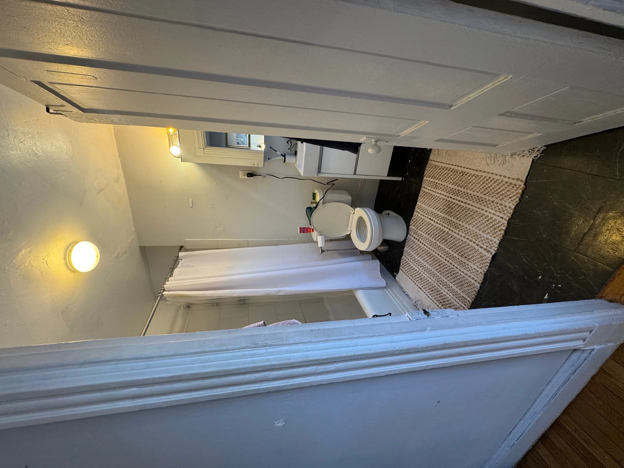 1 bed, 1 bath apartment for rent at 10 Lindall Pl Unit 3, Beacon Hill — photo 7 of 10