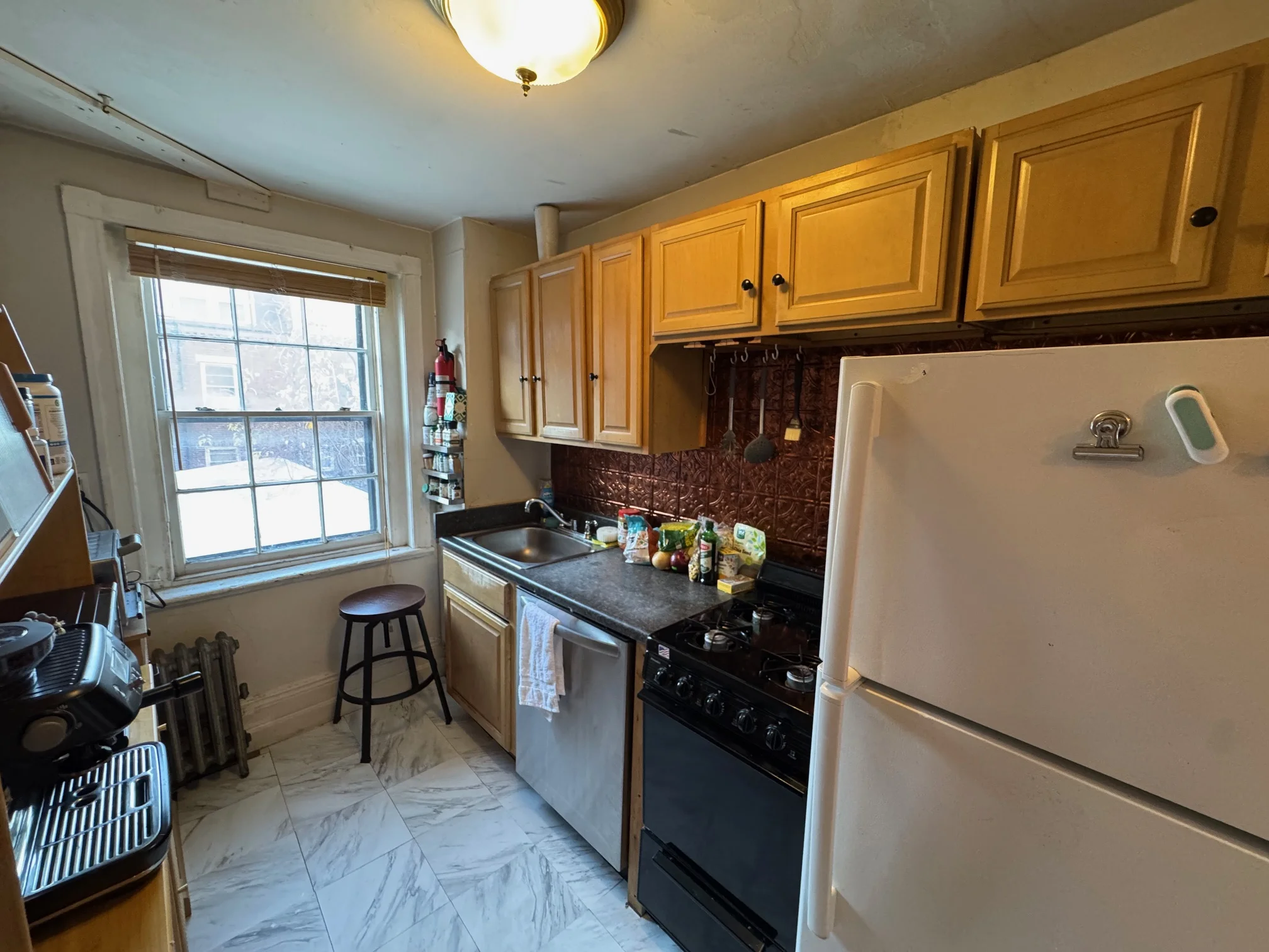 1 bed, 1 bath apartment for rent at 10 Lindall Pl Unit 3, Beacon Hill — photo 9 of 10