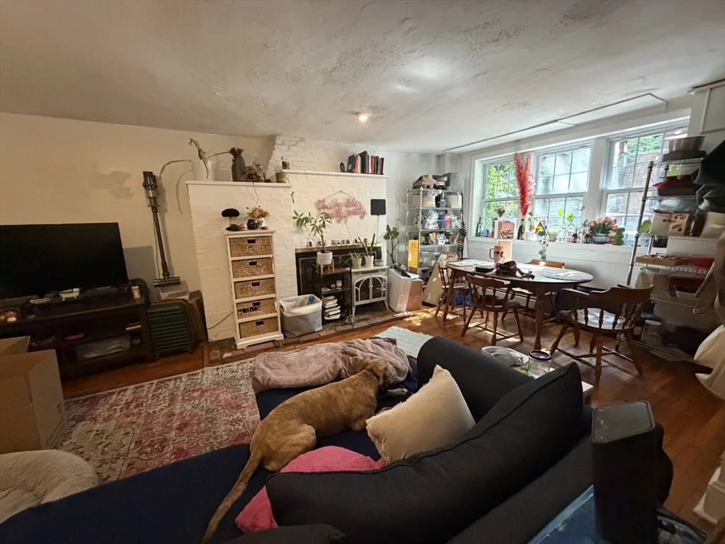 3 bed, 2 bath apartment for rent at 10 Lindall Pl Unit 5, Beacon Hill — photo 22 of 23