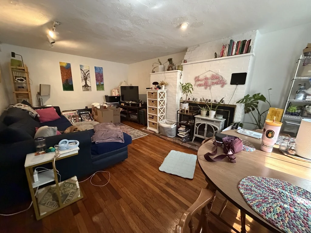 3 bed, 2 bath apartment for rent at 10 Lindall Pl Unit 5, Beacon Hill — photo 23 of 23