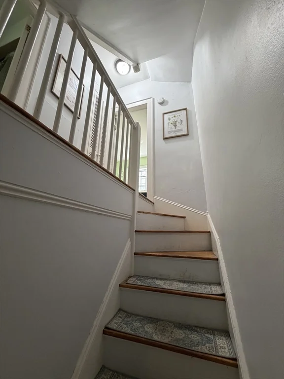 3 bed, 2 bath apartment for rent at 10 Lindall Pl Unit 5, Beacon Hill — photo 15 of 23