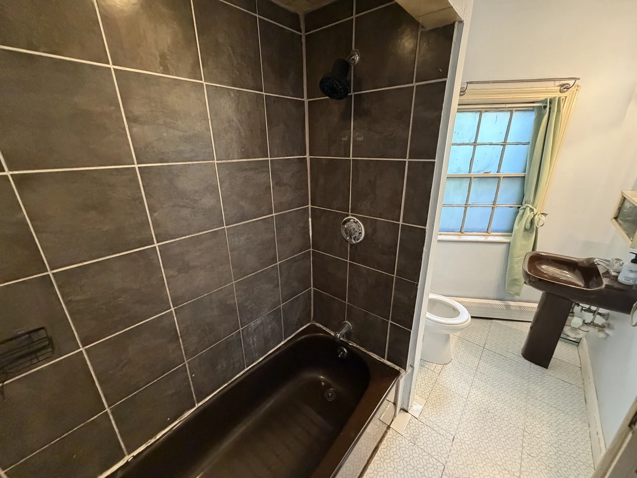 3 bed, 2 bath apartment for rent at 10 Lindall Pl Unit 5, Beacon Hill — photo 20 of 21