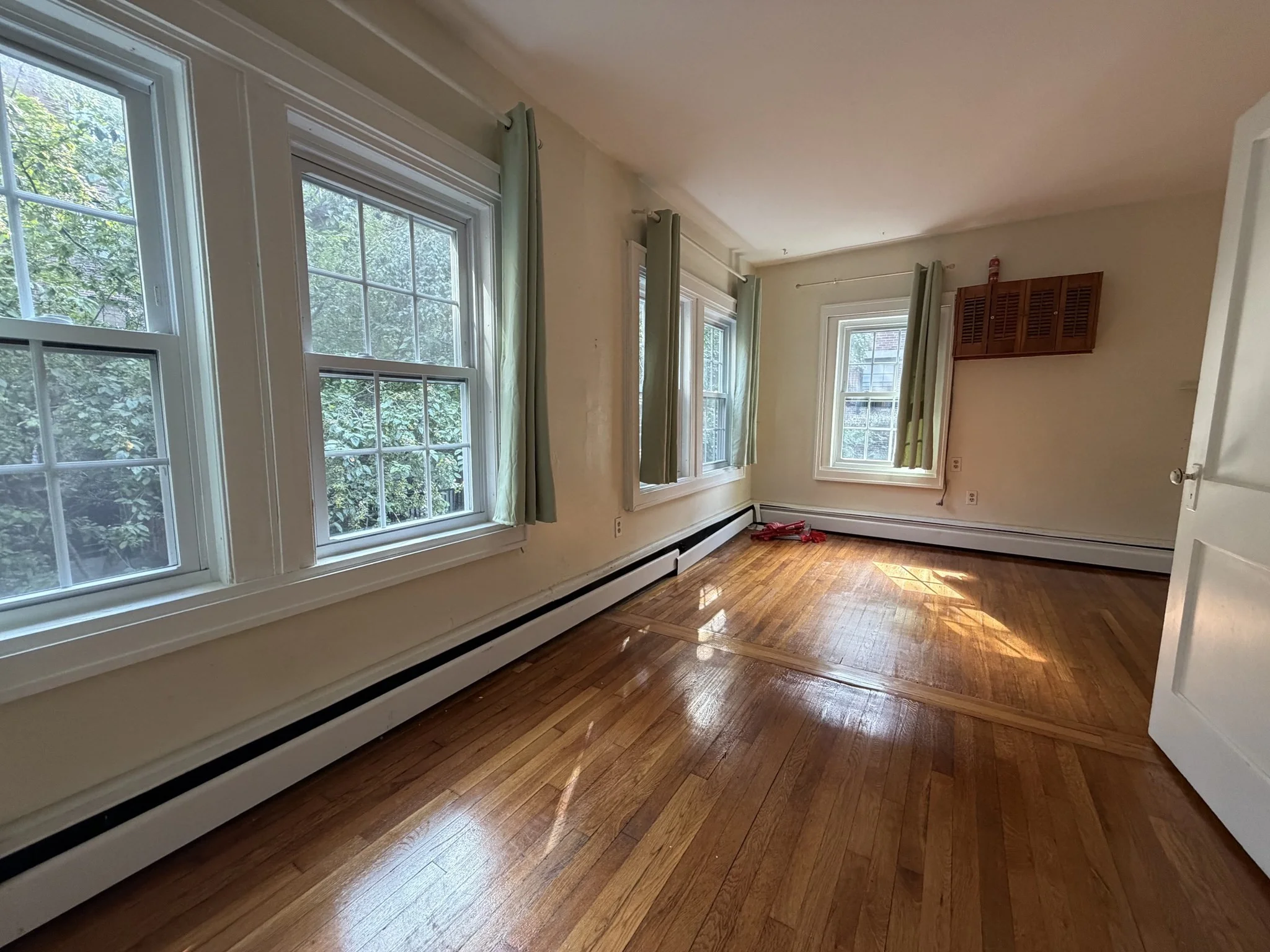 3 bed, 2 bath apartment for rent at 10 Lindall Pl Unit 5, Beacon Hill — photo 17 of 21