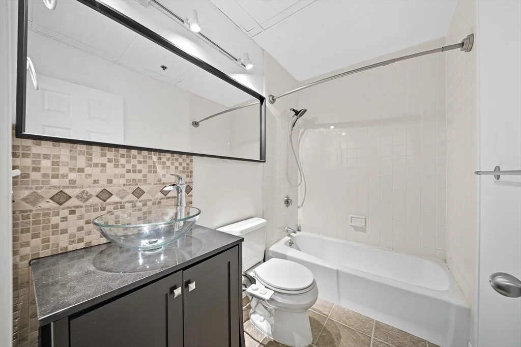 1 bed, 1 bath apartment for rent at 10 Linwood St Unit U106, Faulkner — photo 12 of 27