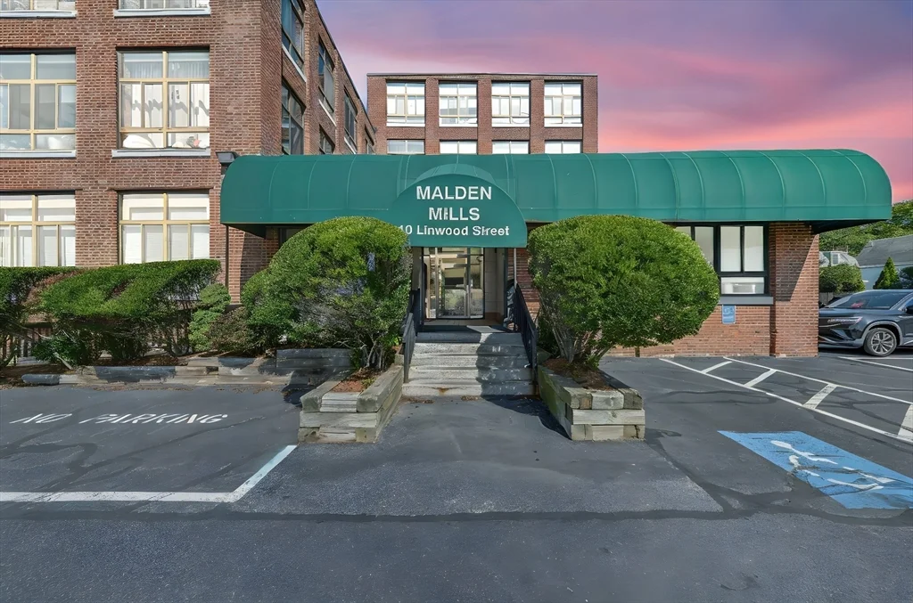 1 bed, 1 bath apartment for rent at 10 Linwood St Unit U106, Faulkner — photo 27 of 27