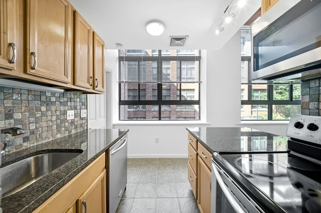 1 bed, 1 bath apartment for rent at 10 Linwood St Unit U106, Faulkner