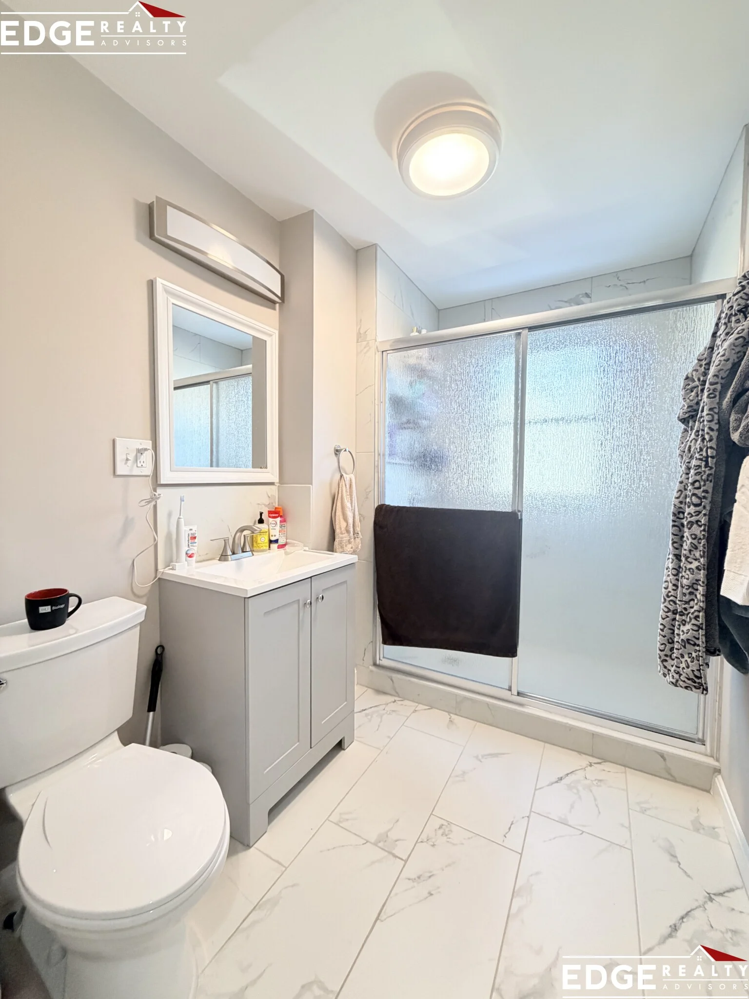 4 bed, 2 bath apartment for rent at 10 Long Ave Unit 2, Allston — photo 9 of 9