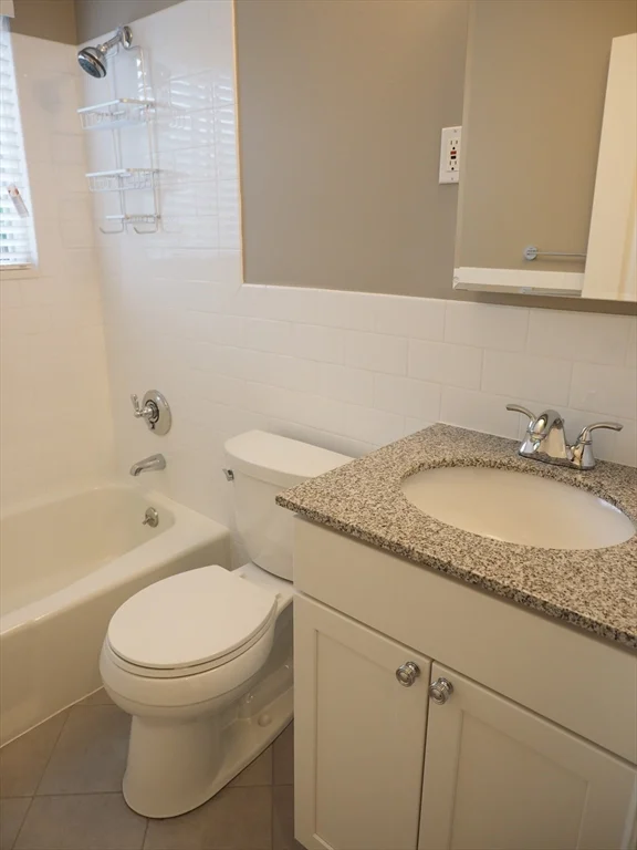 1 bed, 1 bath apartment for rent at 10 Longwood Dr Unit 10, Andover — photo 17 of 20
