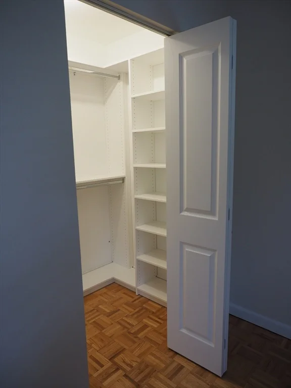 1 bed, 1 bath apartment for rent at 10 Longwood Dr Unit 10, Andover — photo 14 of 20