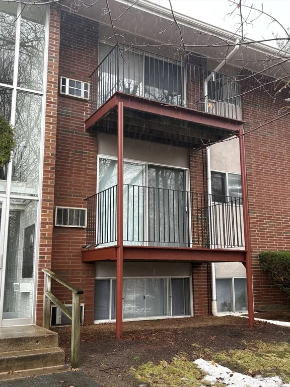 2 bed, 1 bath apartment for rent at 10 Longwood Dr Unit 5, Andover — photo 16 of 16
