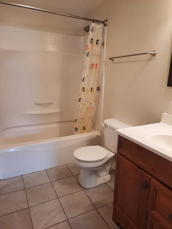 2 bed, 1 bath apartment for rent at 10 Longworth Ave Unit 10, Brockton — photo 6 of 6